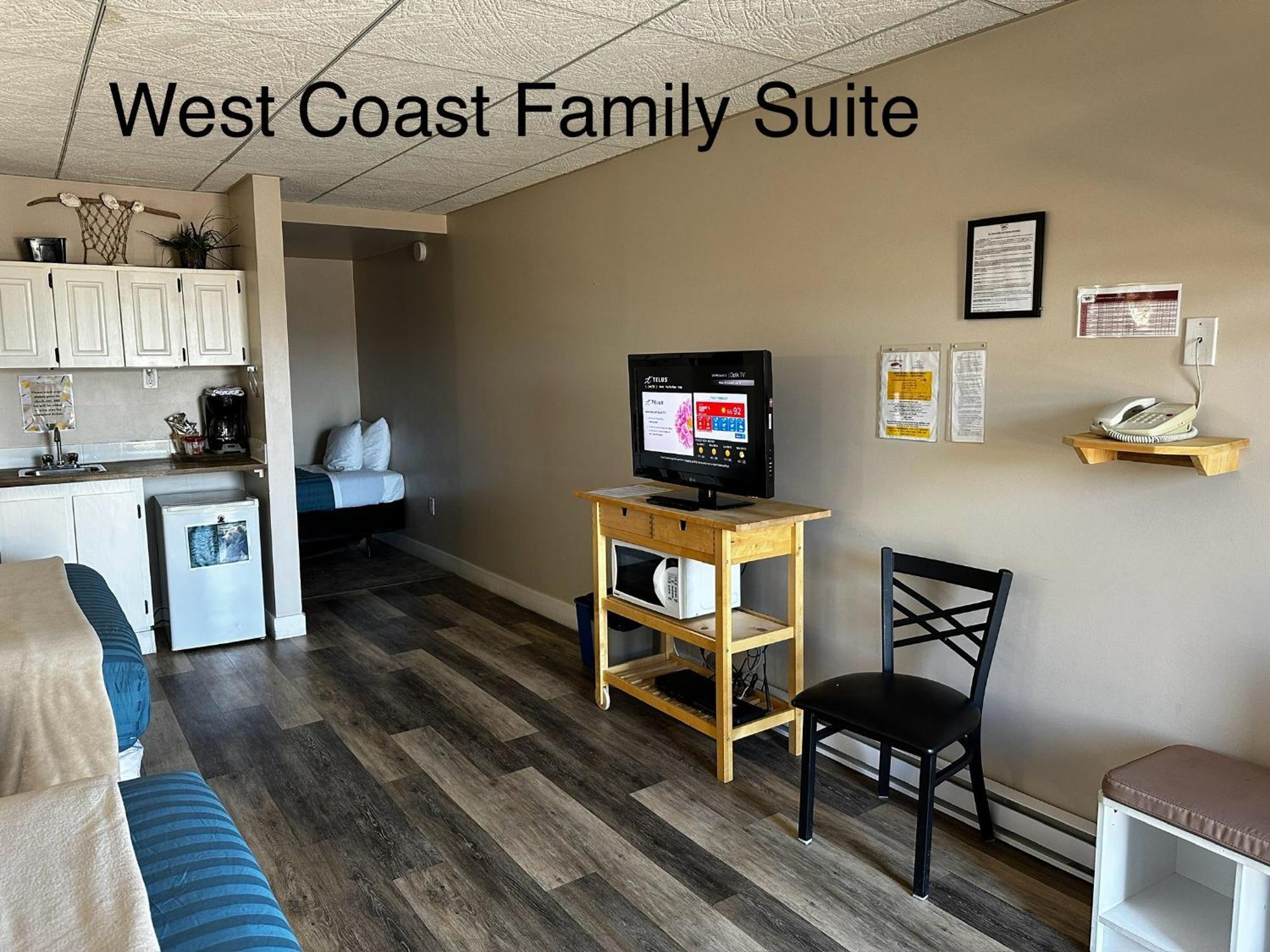 West Coast On The Harbour Motel Ucluelet