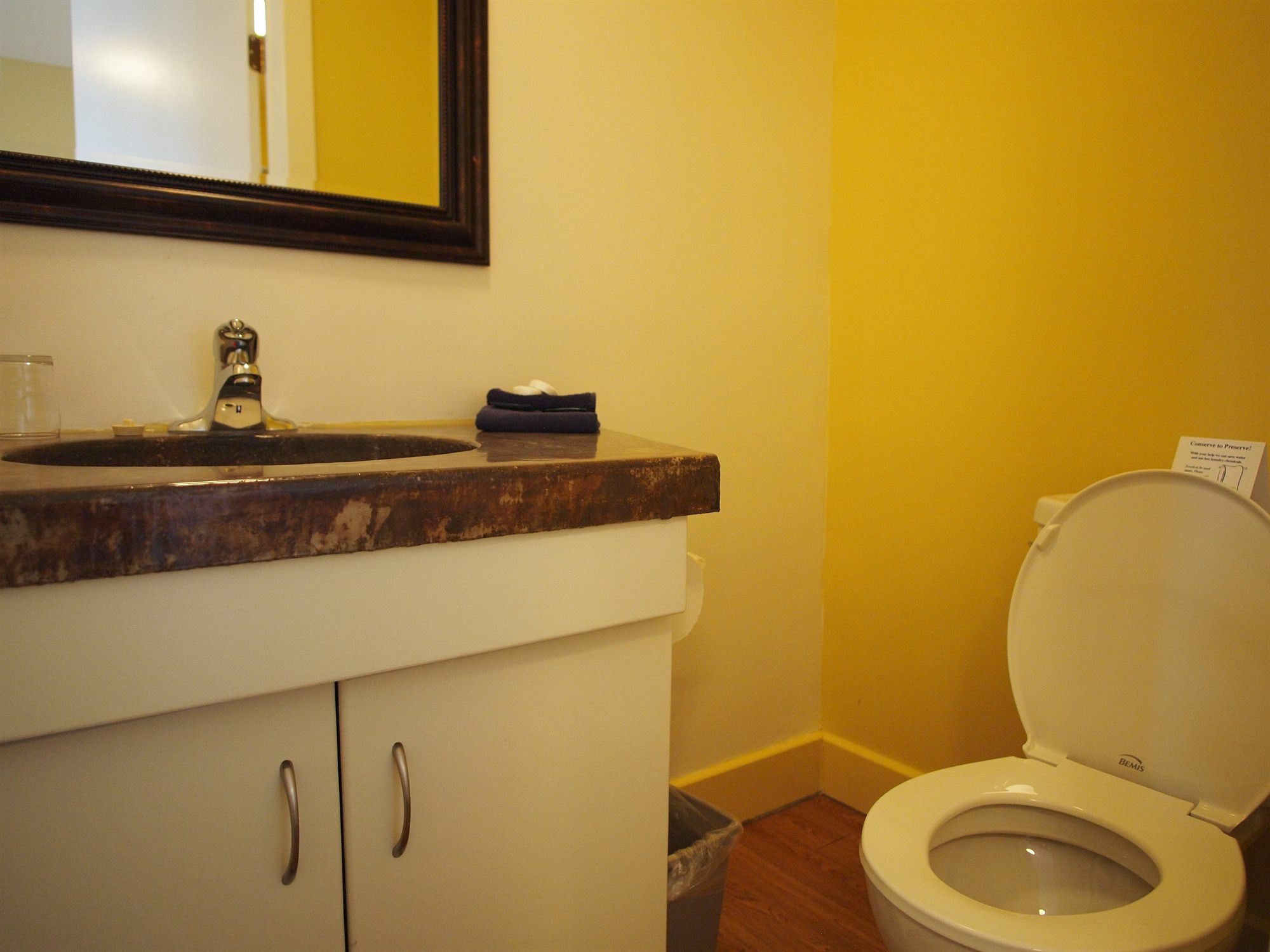 West Coast On The Harbour Motel 4*