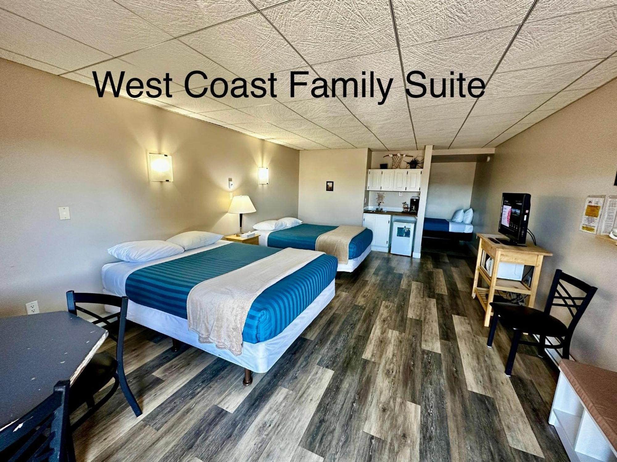 West Coast On The Harbour Motel 4*