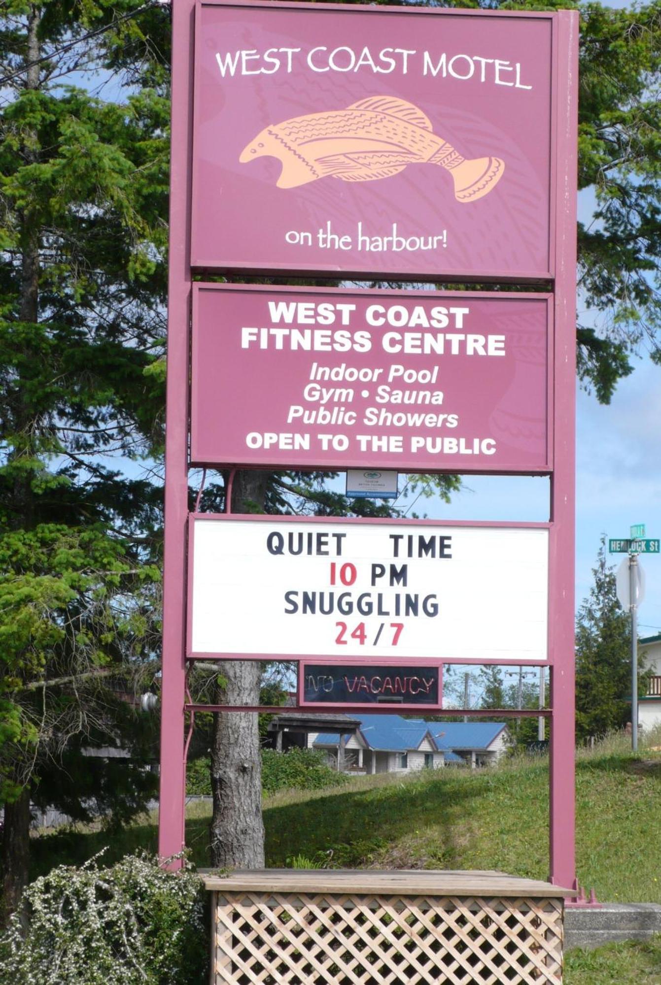 West Coast On The Harbour Motel 4*