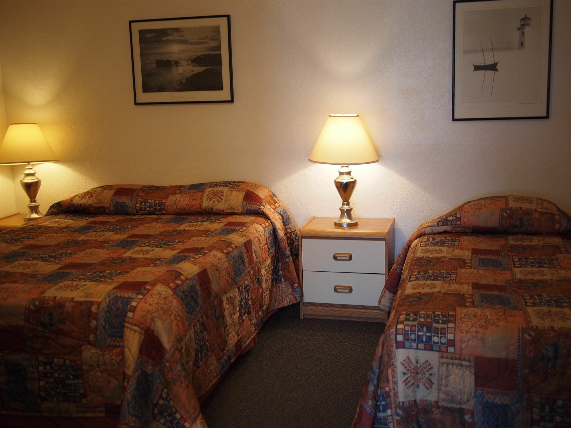 West Coast On The Harbour Motel