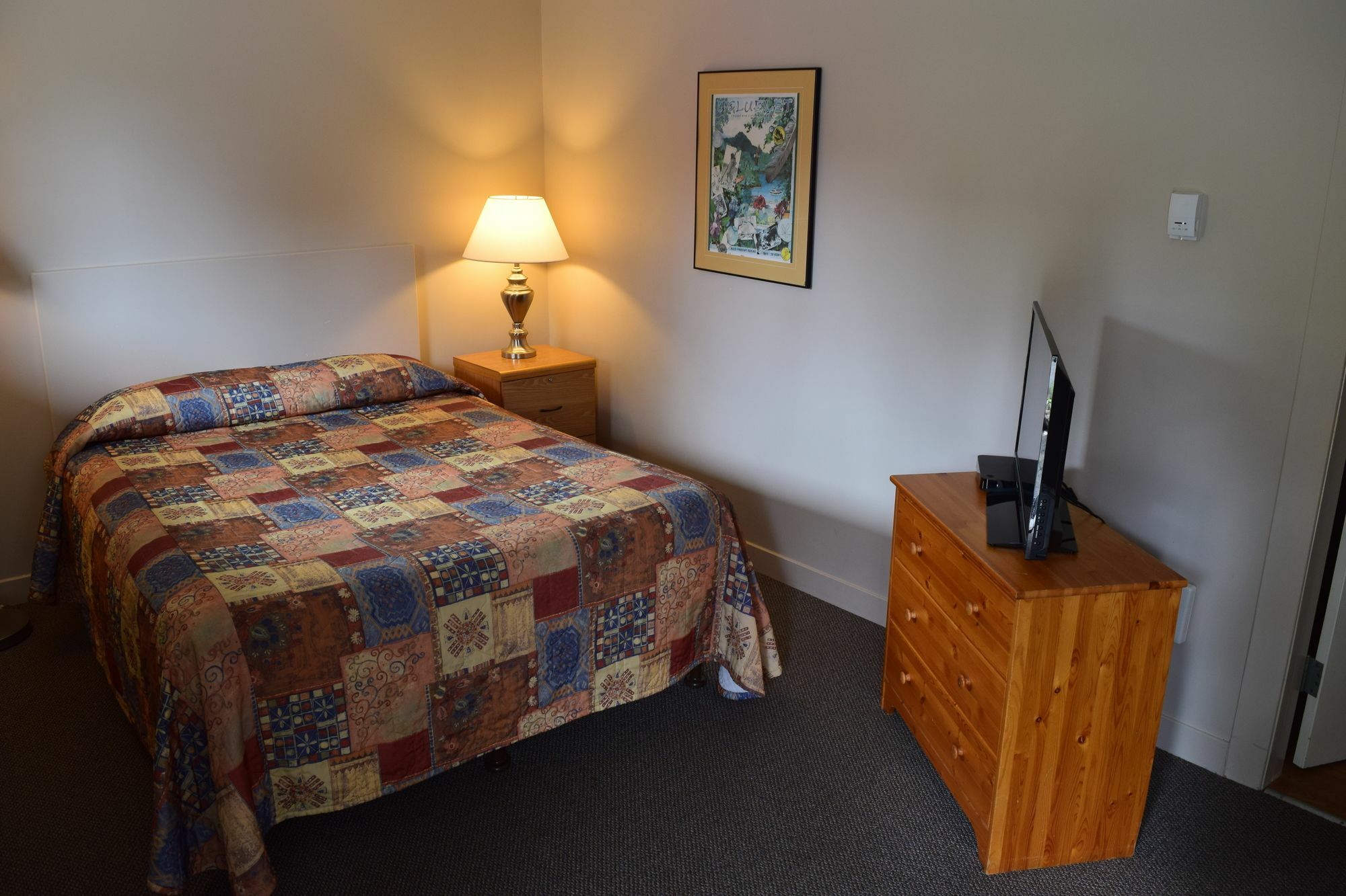 Motel West Coast On The Harbour Ucluelet